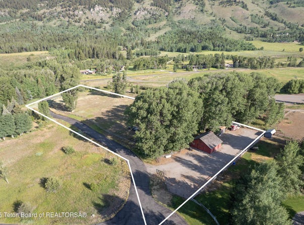 5405 W ULYSSES Lane, Wilson, WY 83014