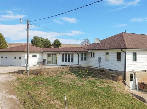 1935 110th St, Massena, IA 50853