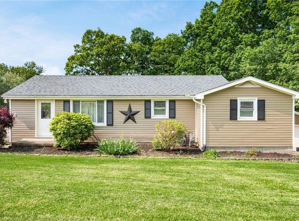 3125 Jenkins Drive, Zanesville, OH 43701