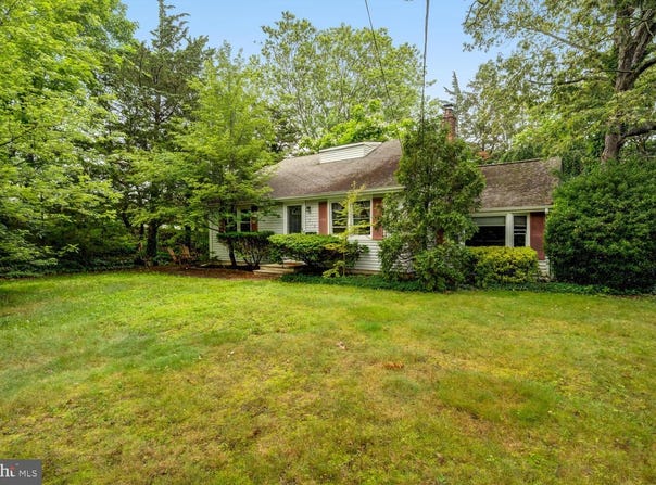 710 BEAVER DAM ROAD, POINT PLEASANT BORO, NJ 08742