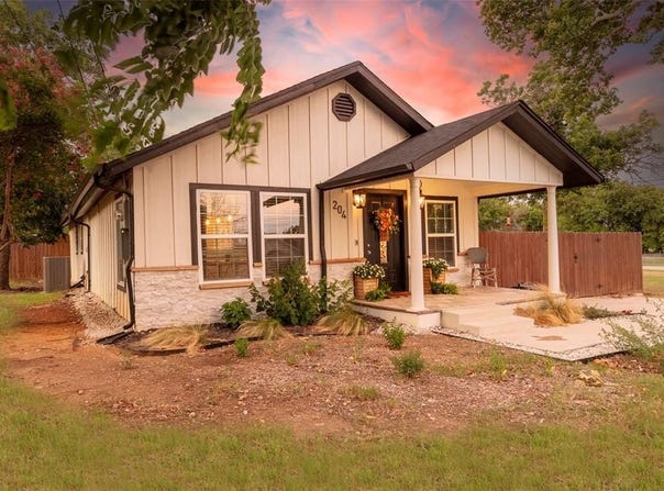 204 Main Street, Haslet, TX 76052