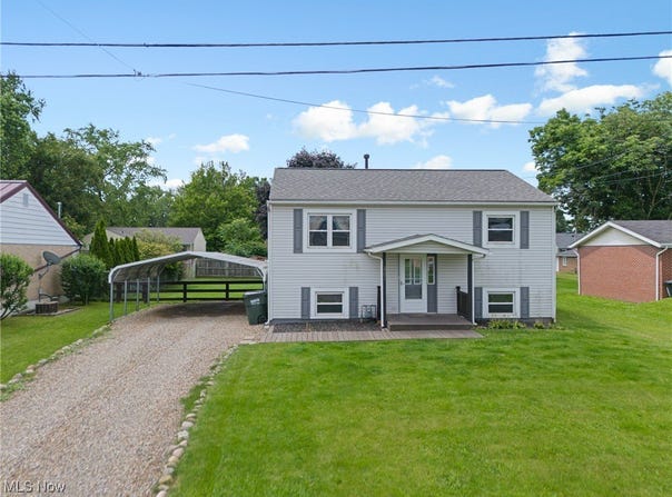 2201 Cambridge Avenue SE, Massillon, OH 44646
