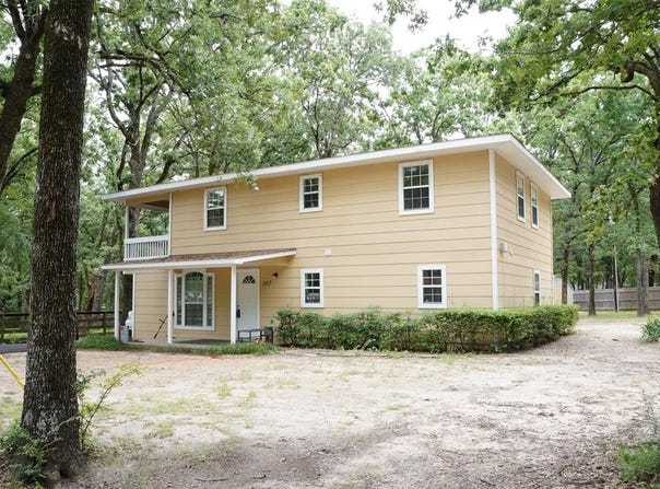 107 Los Peces Street, Gun Barrel City, TX 75156