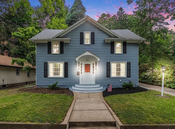 311 Moccasin Street, Buchanan, MI 49107