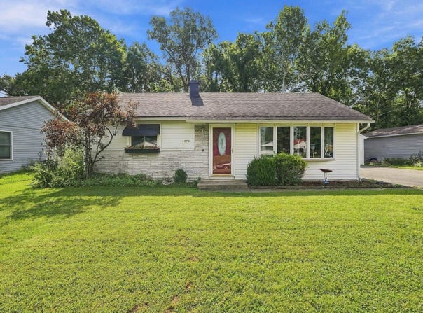 1079 Brookdale Drive, New Haven, IN 46774-2109