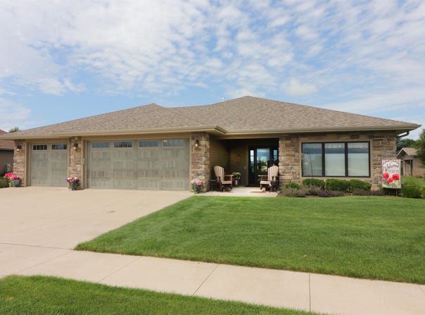1909 22nd Avenue W, Spencer, IA 51301