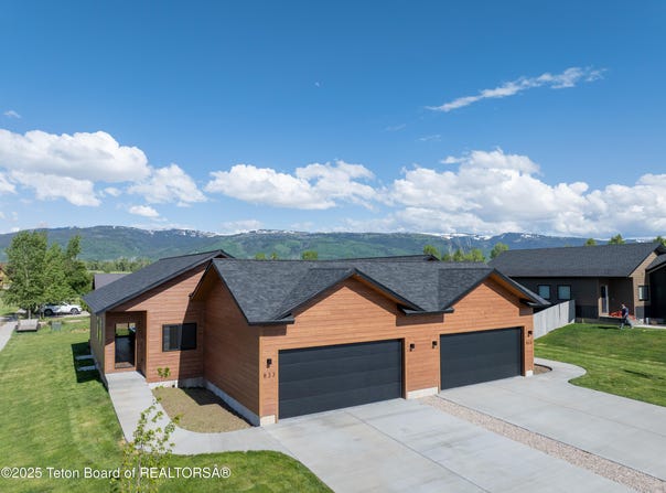 833 BOOSHWAY Street, Driggs, ID 83422