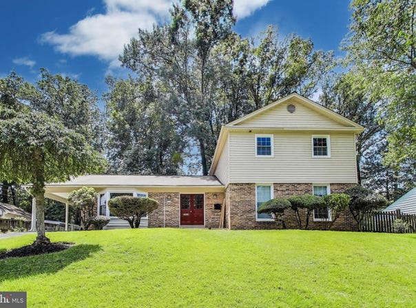 8215 BRIAR CREEK DRIVE, ANNANDALE, VA 22003