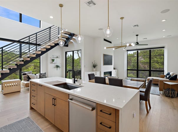 903 Alexia LN, Austin, TX 78746