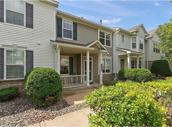 3491 Cherry Lane, Woodbury, MN 55129