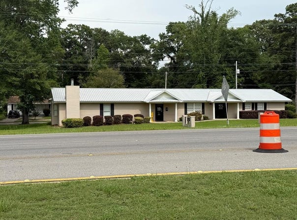 3306 Ross Clark Circle, Dothan, AL 36303