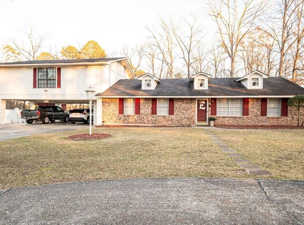 317 FIRETOWER Street, El Dorado, AR 71730