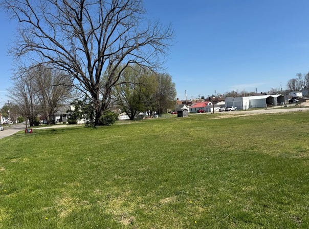 230 South Bennett, Jackson, OH 45640