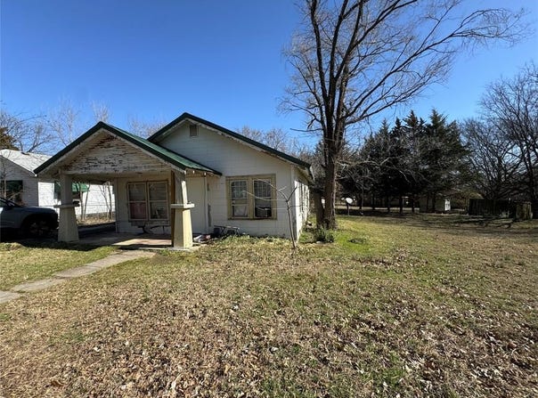 1416 Foster Avenue, Seminole, OK 74868