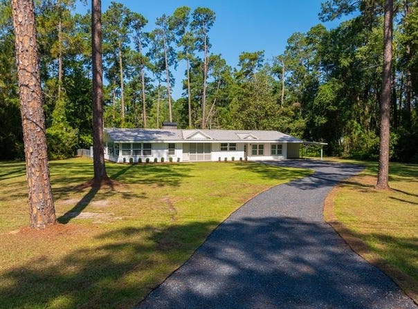 1003 Lake Circle Drive, Thomasville, GA 31792