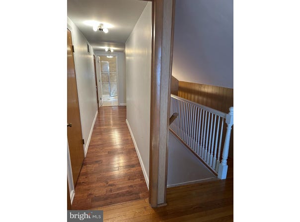 3 LINDEN ROAD, BURLINGTON TOWNSHIP, NJ 08016