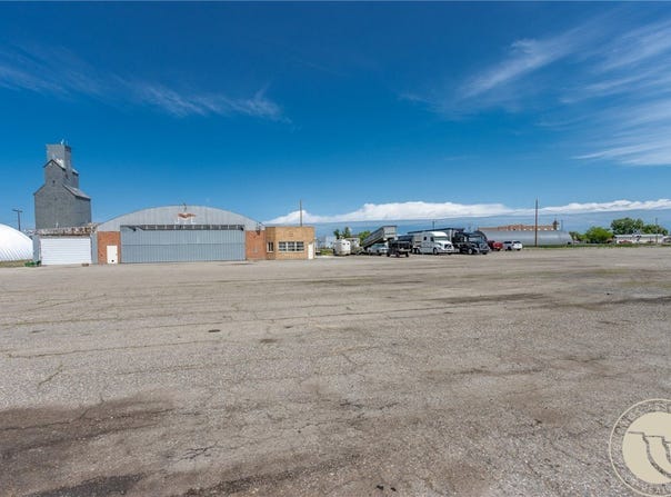 76 Sawyer Loop, Hardin, MT 59034