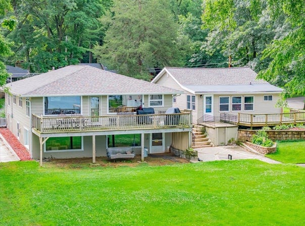 N3755 Tipperary Road, Poynette, WI 53955