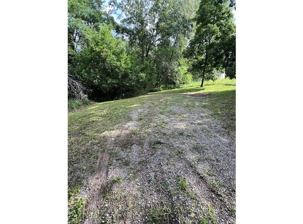 000 Dogwood Drive, Unionville, MO 63565