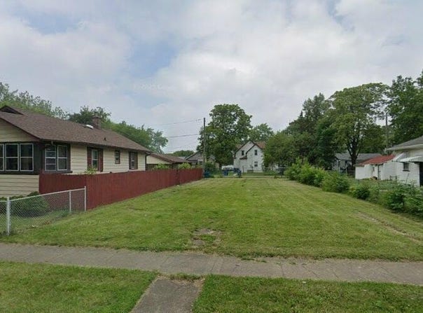 1441 E Oak Street, Kankakee, IL 60901