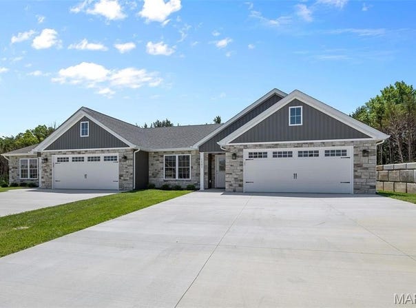 1533 Hickory Landing, De Soto, MO 63020