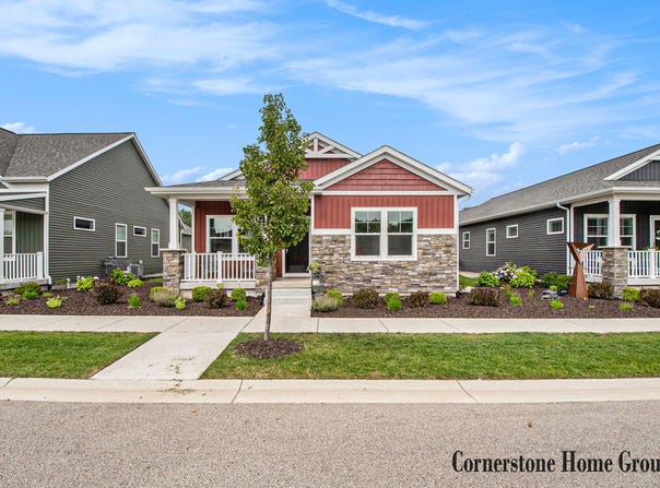 3037 Blairview Parkway SE, Kentwood, MI 49512