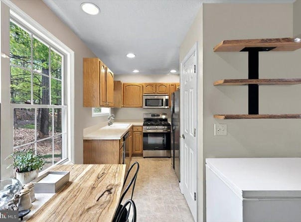 621 PANTHER DRIVE, WINCHESTER, VA 22602