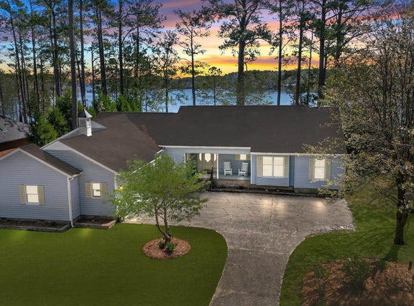 38 Shore Drive E, Oriental, NC 28571