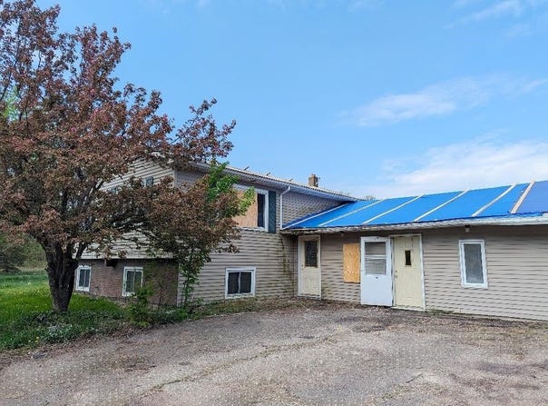 10121 NORTH ROAD, Auburndale, WI 54412