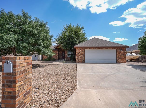 410 E University, Portales, NM 88130