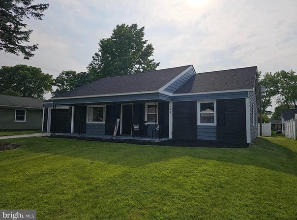 49 GAYLORD CIRCLE, WILLINGBORO, NJ 08046
