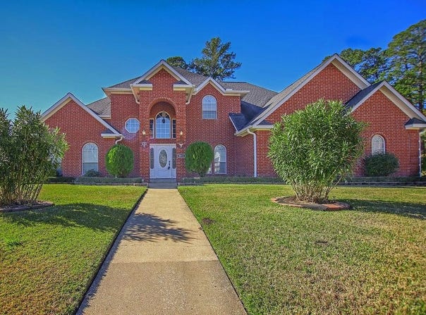 3811 Champions Drive, Lufkin, TX 75901