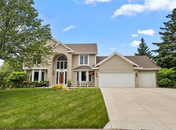 1541 Wexford Court, Eagan, MN 55122