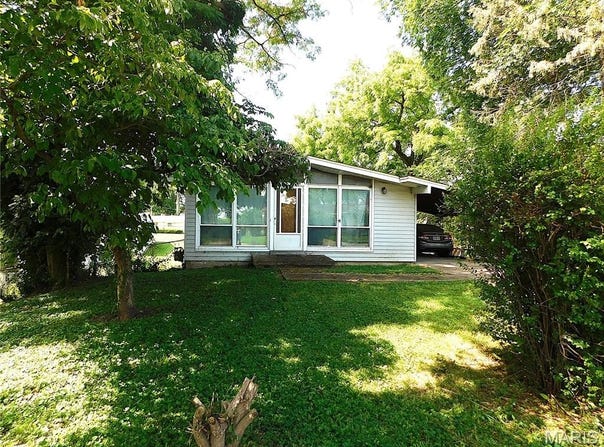 6 Mound Drive, St Peters, MO 63376