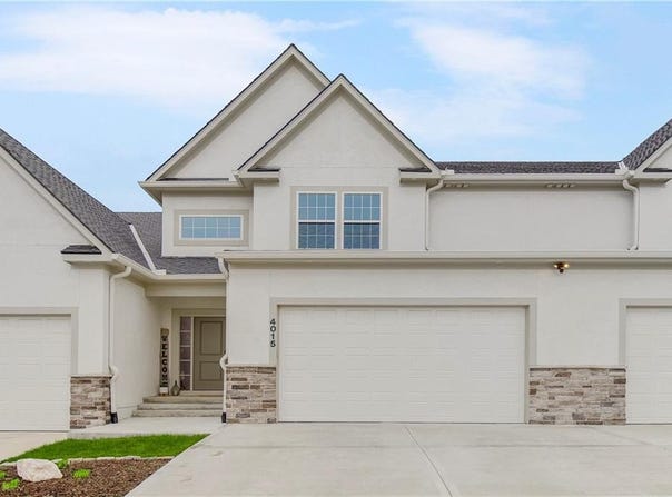 4015 NE Sagamore Drive, Lee's Summit, MO 64064