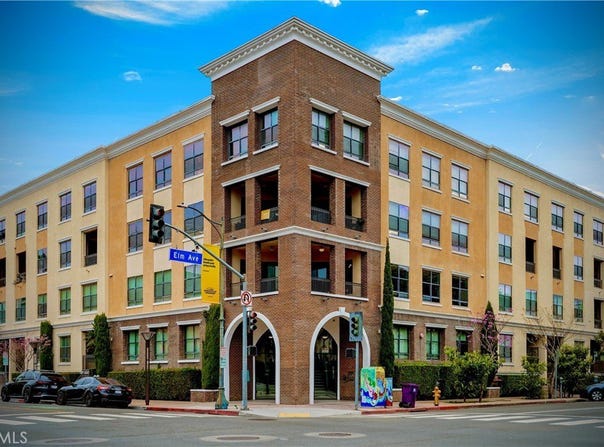 395 E. 4th, Long Beach, CA 90802