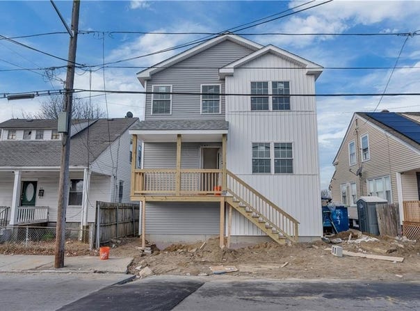 86 Lynch Street, Providence, RI 02908
