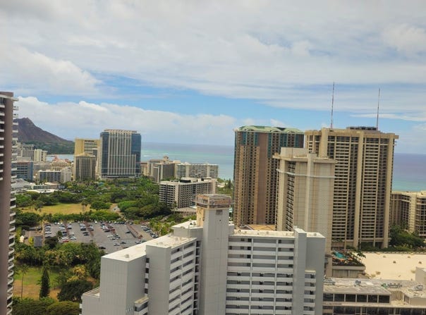411 Hobron Lane, Honolulu, HI 96815