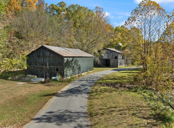 60 Elk Cave Road, Gravel Switch, KY 40328