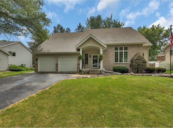 504 3rd Street N, Sartell, MN 56377