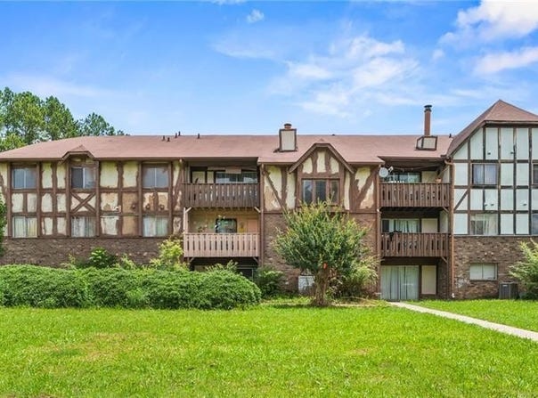 115 Camelot Drive, Atlanta, GA 30349