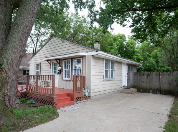 2407 N Main Street, Mishawaka, IN 46545