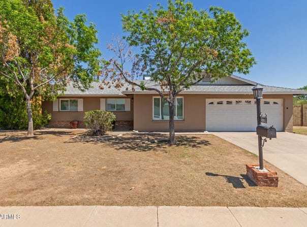 8129 N 17TH Drive, Phoenix, AZ 85021