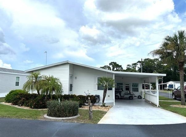 9081  Illinois Circle, Sebring, FL 33870