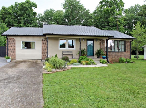 163 Southwest Circle, Scottsville, KY 42164
