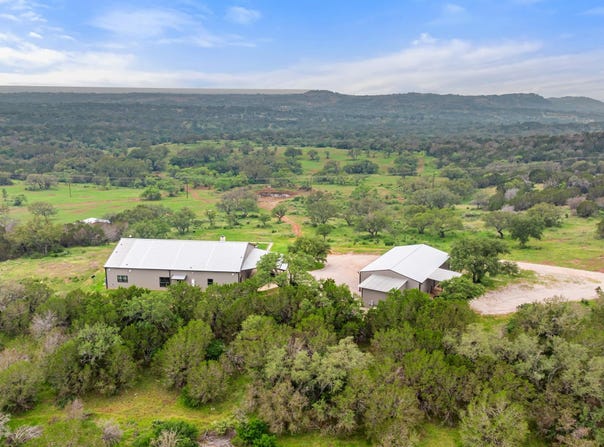 201 County Road 114, Burnet, TX 78611