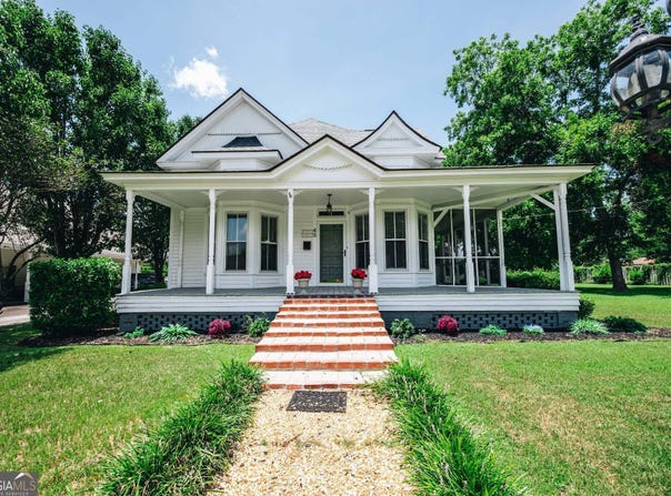 45 N Kennedy, Metter, GA 30439