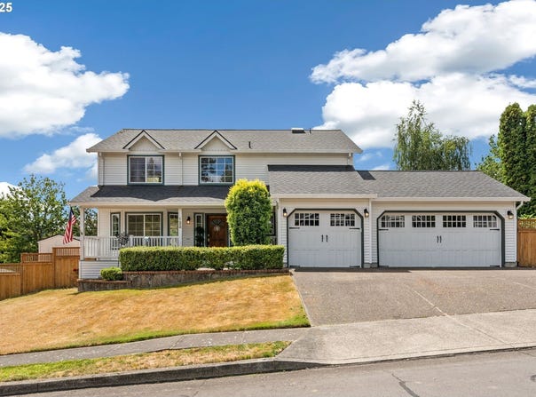 122 SW GABBERT RD, Gresham, OR 97080