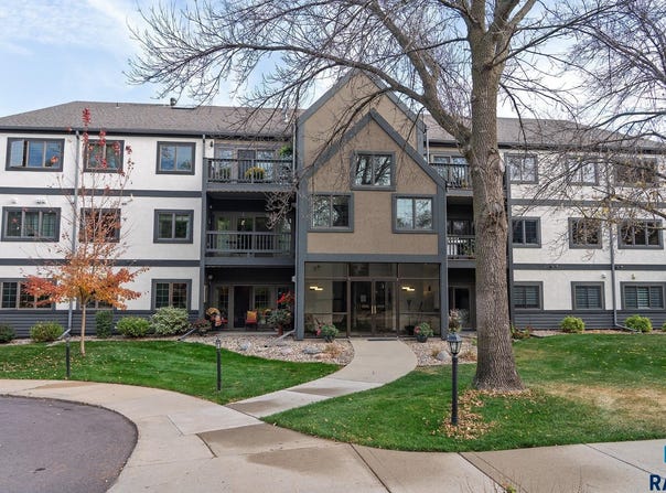 4204 S Minnesota Ave, Sioux Falls, SD 57105