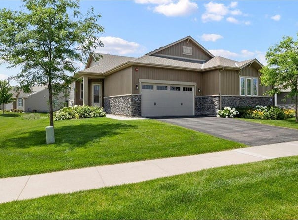 6325 W 133rd Street, Savage, MN 55378